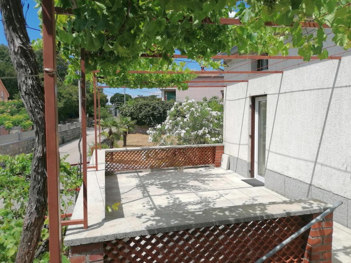 Apartment Dinka Kornic Bagian luar foto