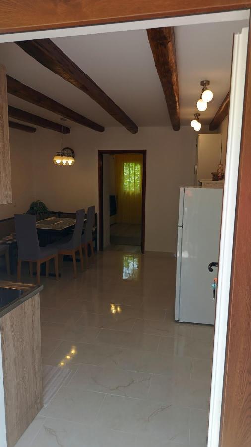 Apartment Dinka Kornic Bagian luar foto