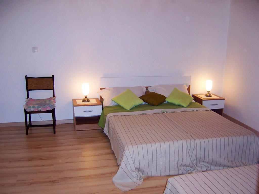 Apartment Dinka Kornic Bagian luar foto
