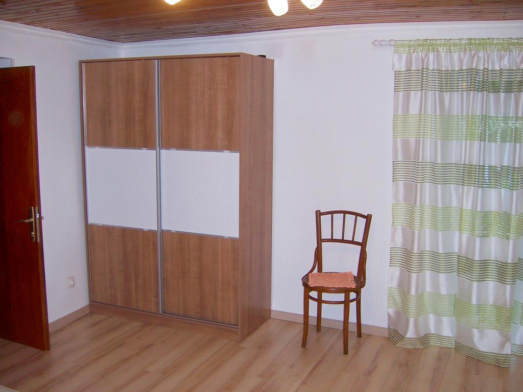 Apartment Dinka Kornic Bagian luar foto